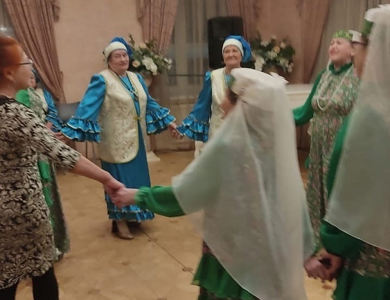 Ансамбль татарской песни «Тургай» из Воткинска побывал на "вечерних посиделках" в столице Удмуртии