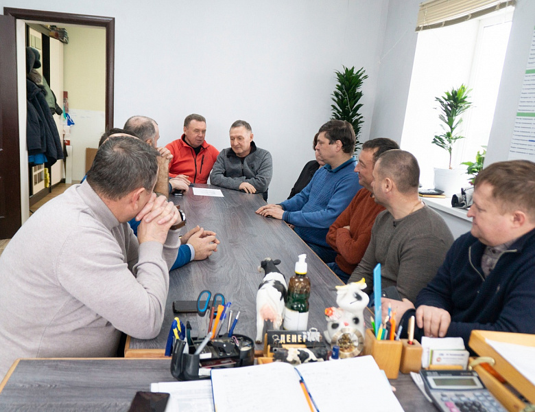 Руководители сельхозпредприятий северных районов Удмуртии побывали в хозяйстве «Новая жизнь» Воткинского района