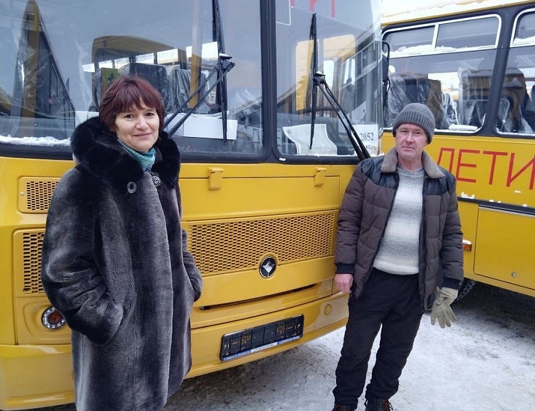  Новый школьный автобус приехал в Воткинский район