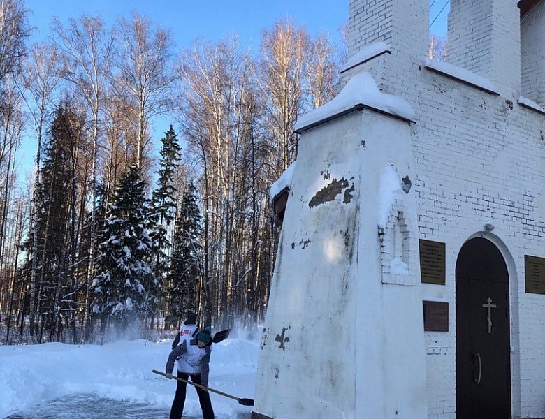 Волонтеры приходят на помощь