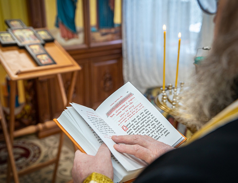 Ижевская епархия Русской Православной Церкви передала в дар иконы и необходимую для богослужений утварь для организации молитвенной палатки в зоне специальной военной операции.