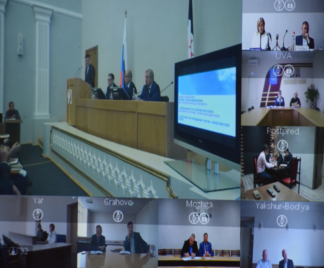 Совещание посредством ВКС с Главой республики