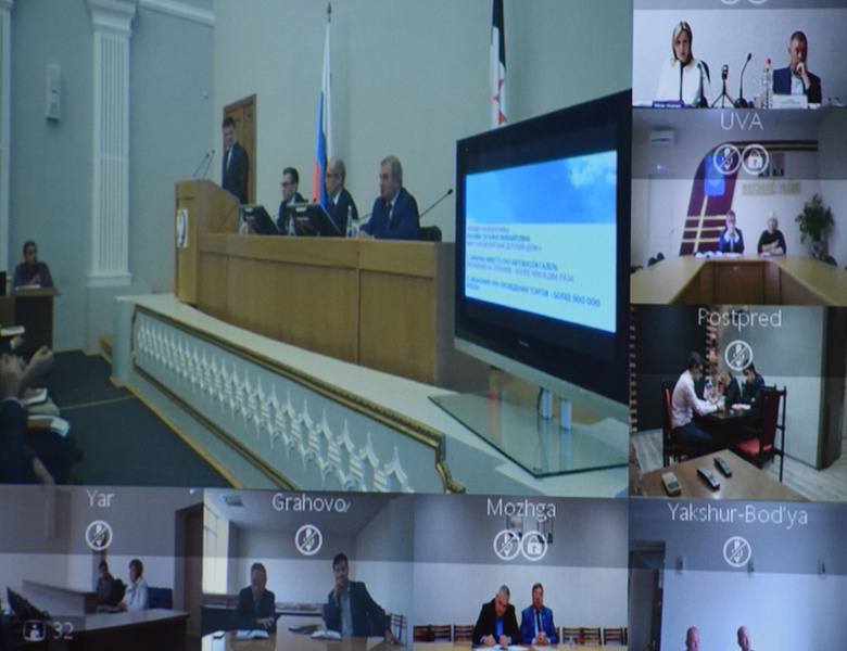 Совещание посредством ВКС с Главой республики
